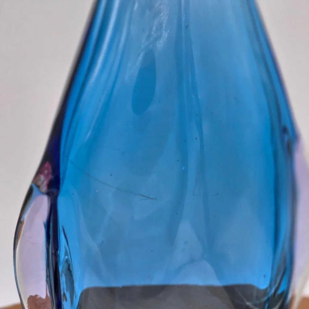 Art Glass Vase Mid Century Modern Penguin Murano-Style Design‎